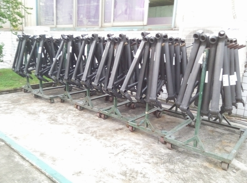 為什么碳纖自行車(chē)廠(chǎng)家都選擇水性脫模劑？